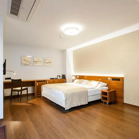 Carol Hotel Praga