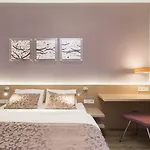 Hotell Carol
