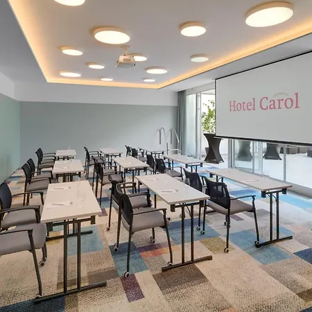 Ξενοδοχείο Carol 4*