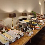 Hotel Carol 4*