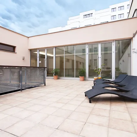 Hotel Carol 4*